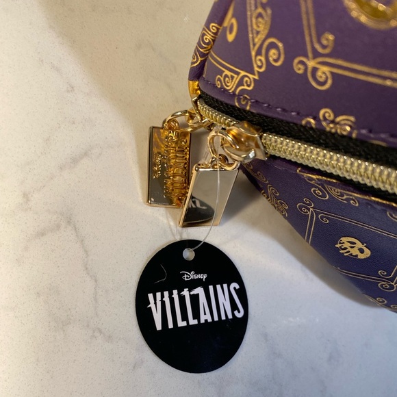 Bath & Body Works Disney Villains Makeup Bag | Discontinued | New👑🖤 - Picture 12 of 12
